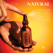 Loción de Palo Santo Agartha en uso, perfecta para revitalizar el entorno y equilibrar las energías.